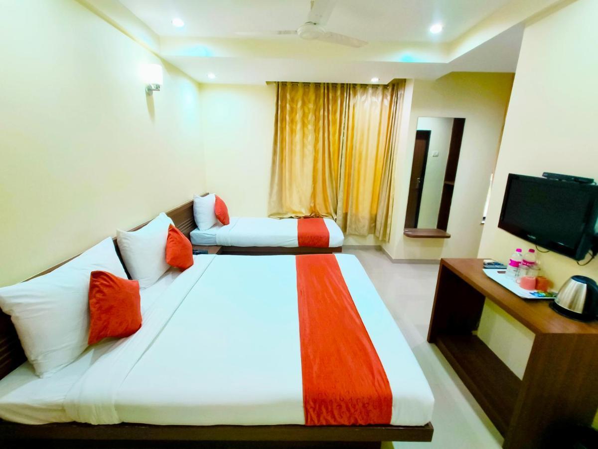 Hotel Sai Srushti By Neem Square Shirdi Exterior foto